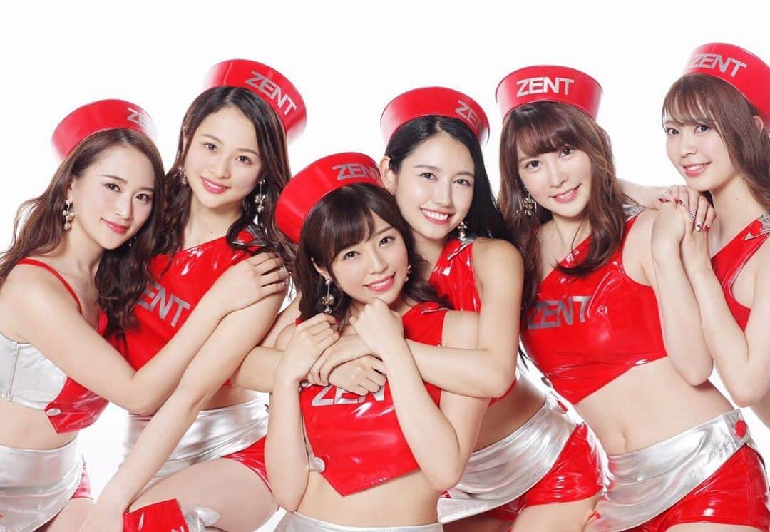 ZENTsweetiesのインスタグラム：「. . 日本レースクイーン大賞2019 コスチューム部門にて、グランプリを獲得致しました‼️🏆 ファンの皆様、チーム、クライアントの皆様に支えられてのグランプリ🥇  皆様の大切なお時間を頂戴しての 毎日の投票、そしてたくさんのカッコイイ、可愛いコスチュームの中から ZENTsweetiesのコスチュームを選んでて下さった事、メンバー一同心から感謝申し上げます。  念願のコスチュームグランプリ✨ 2020東京オートサロンのステージに 上がれる事、今から楽しみでなりません‼️ 愛ある応援、投票、本当にありがとうございました😊 これからもたくさんの愛ある応援宜しくお願い致します🤲 . 皆さんに愛を〜‼️ZENTsweeties💕  #zent #zentsweeties  #zentsweeties2019  #rq #コスチューム #コスチュームグランプリ #日本レースクイーン大賞 #レースクイーン大賞 #川村那月 #チャナナ沙梨奈  #南まりあ #福江菜々華  #澤田実架 #芹沢まりな」