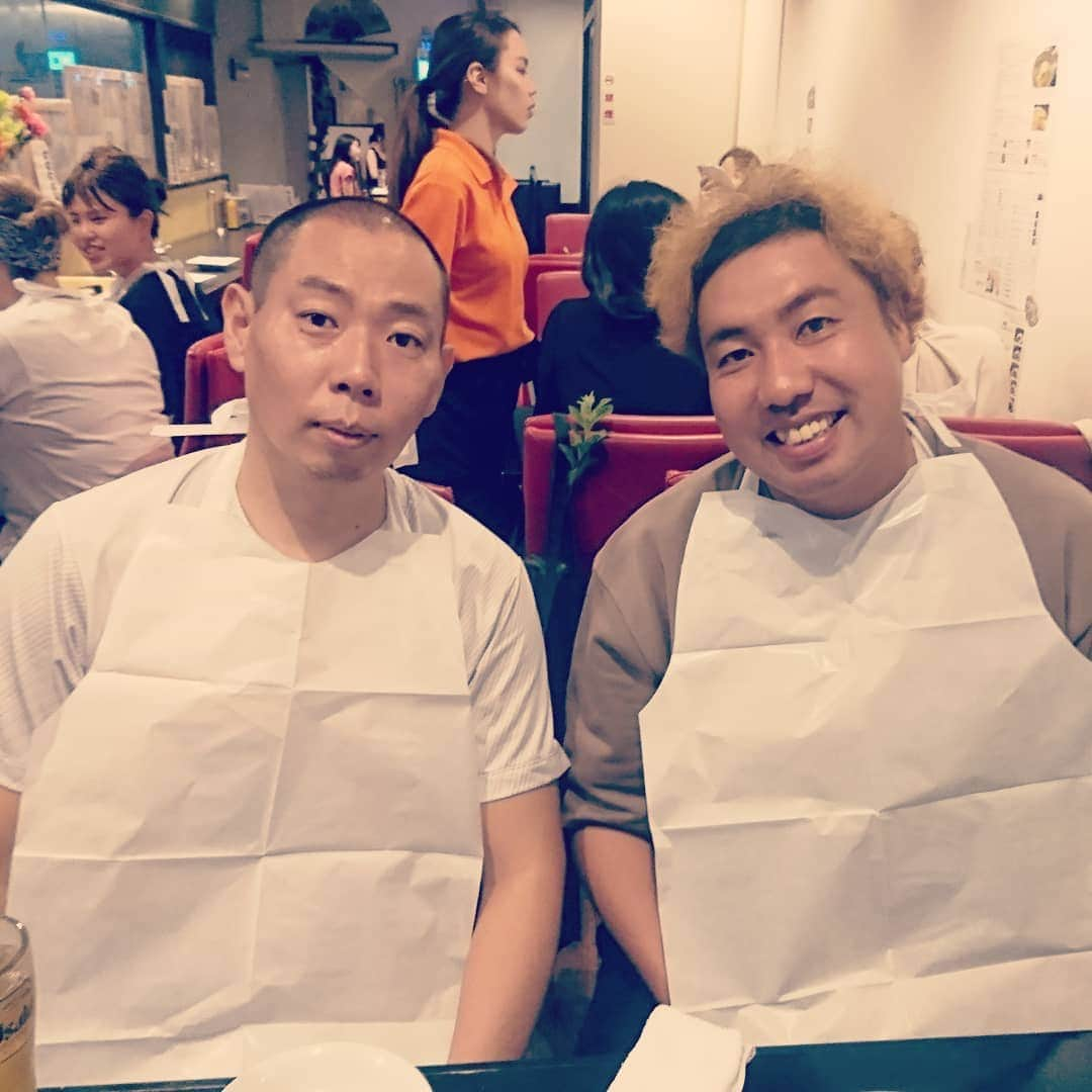 松本康太さんのインスタグラム写真 - (松本康太Instagram)「『タッカンマリ』タッカンマリ専門なのでとてもプリプリしていて美味しいのです(^-^)♪トッポギもモチモチ感が凄かった♪タレは酢と醤油とマスタードとコチュジャンぽいやつ♪  #タッカンマリ #コリアタッカンマリ #タッカンマリ専門店 #新大久保 #レギュラー松本 #あるある探検隊 #大西ライオン #닭한마리」9月5日 21時05分 - aruarutankentai.matsumoto