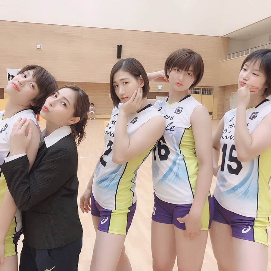 のインスタグラム：「＊ 新ユニ🐰💜✨#リヴァ子 可愛くてカッコイイんです！！ リーグ開幕お楽しみに( ¨̮ ) #土井さんのセクシーとは」