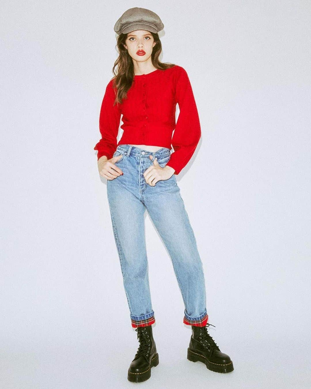 jouetieさんのインスタグラム写真 - (jouetieInstagram)「. 【HOT ITEM】 . ▼knit ヴィンテージニットカーデ ¥6,480(tax in) BLK/RED/YEL/PPL . ▼pants ロールアップパターンデニム ¥10,800(tax in) BLK/BLU/IND . @jouetie_official  TOPページURLからチェック✔️ 商品詳細は画像をタップ🛒📌 . #jouetie #jouetie2019aw #jouetie_ootd #fashion #autumun #street #mixstyle #ジュエティ」9月5日 21時48分 - jouetie_official