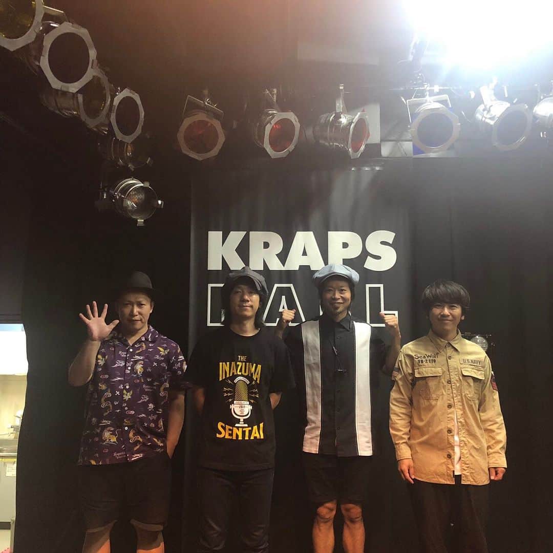 上中丈弥のインスタグラム：「札幌出身イナズマ戦隊「唄モノステーション」終了。最っ高でした！ありがとう！75歳まで変わらないメンバーで頑張るよ🥴  さぁ飯だ。 #イナ戦 #イナズマ戦隊」
