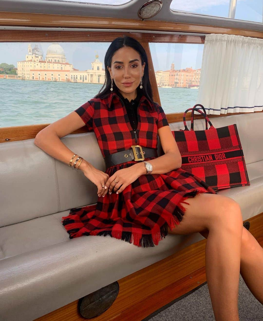 Tamara Kalinicさんのインスタグラム写真 - (Tamara KalinicInstagram)「En route in my favourite @dior look from their AW19 collection. Obsessed with tartan 😍」9月5日 18時11分 - tamara