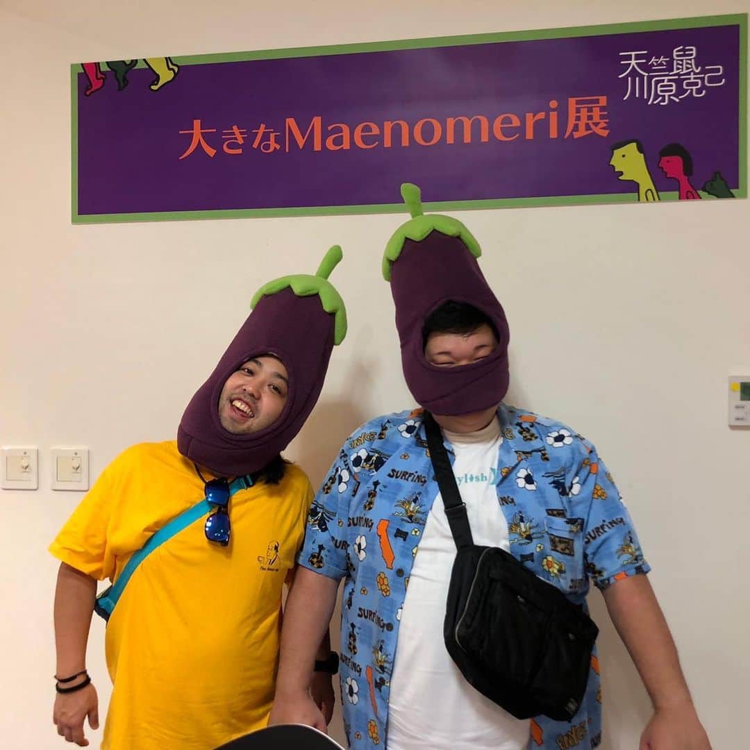 カバのインスタグラム：「‪吉本新喜劇ワールドツアー、国内最後の大阪公演！‬ ‪昨日今日は川畑座長&すっちー座長、6日7日はすっちー座長&酒井藍座長、そして8日は小籔座長&川畑座長です！僕は6日7日に出演します、観に来られる予定のお客様どうぞお楽しみに！！ . . 川原さん、ナスビ小さ過ぎです！ . . ‪#Maenomeri展‬ #天竺鼠 #川原 #こちら8日まで #どちらも是非」