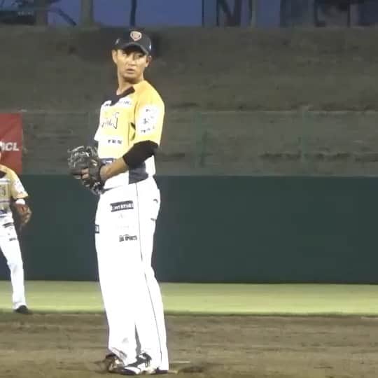 のインスタグラム：「後期優勝できました🏅🏅 プレーオフ厳しい戦いになると思うけど勝って絶対みんなで日本一取りましょう✌🏻 まだまだ応援よろしくお願いします🙇‍♂️ #栃木ゴールデンブレーブス #後期優勝 #10勝いきました #ごっちゃし」