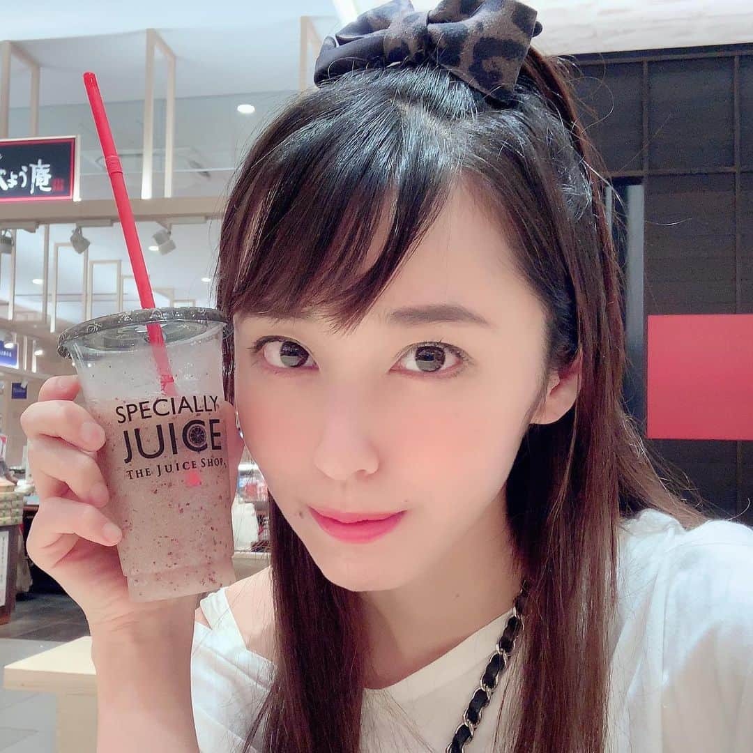 のインスタグラム：「#九州 きた💕詳しい場所は言えないから自撮りで許してね🤫🤫🤫明日か明後日は博多行きたいかも！  #thejuiceshoppe  #thejuiceshop #フォローミー #フォローしてね」