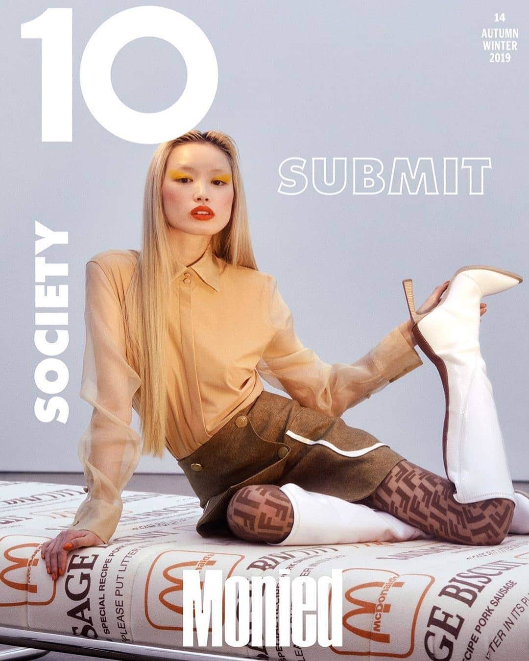 フェルナンダ・リーのインスタグラム：「@10MagazineAustralia AW19」