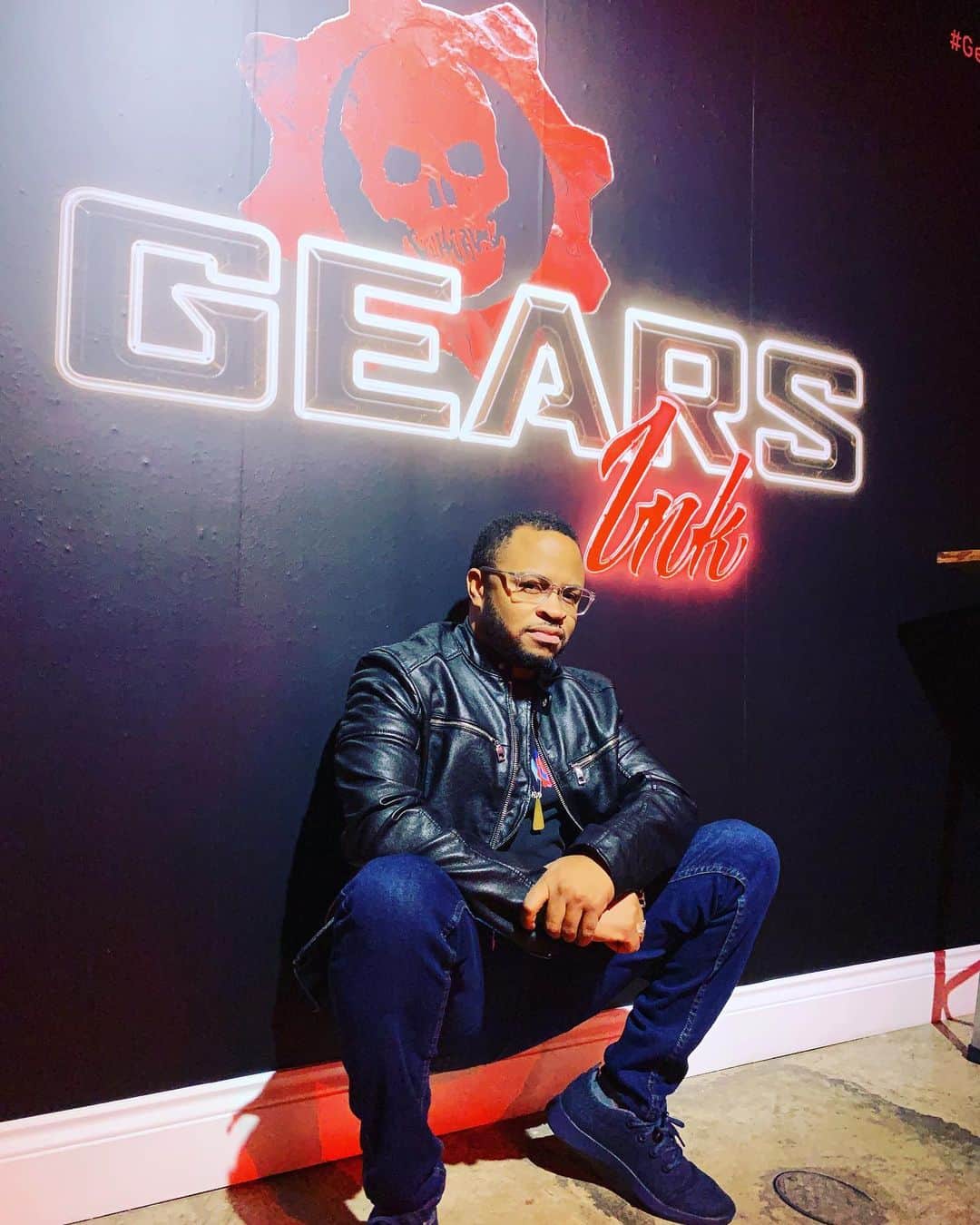 ユージン・バードのインスタグラム：「LONDON...I’m in YOU! Pic taken by: @liam.j.mcintyre #Gears5 #GearsInk #gearsfam」