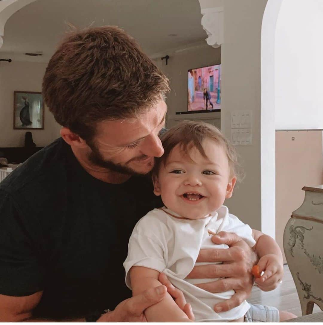 スコット・イーストウッドさんのインスタグラム写真 - (スコット・イーストウッドInstagram)「So happy to be an uncle.  Excited to teach you boy stuff Titan」9月5日 22時46分 - scotteastwood