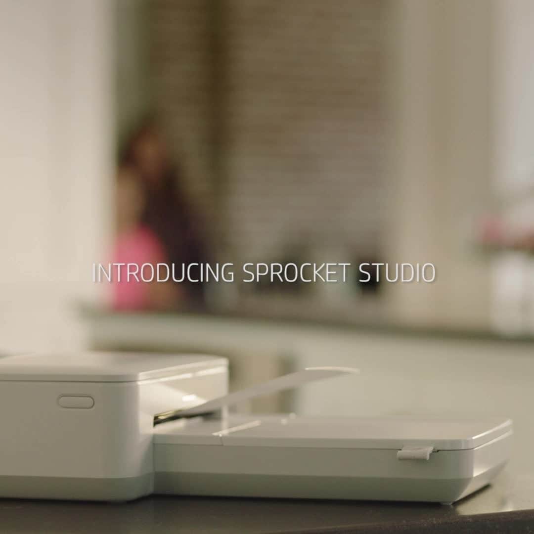 HP（ヒューレット・パッカード）のインスタグラム：「Introducing HP Sprocket Studio. Instantly print 4x6” photos from your smartphone. Perfect for creating photo cards and collages.」