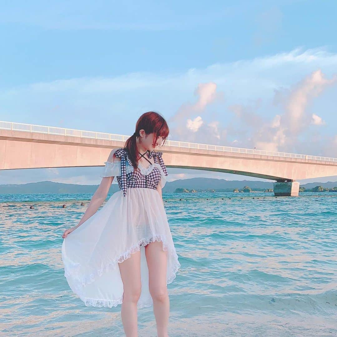 渚のインスタグラム：「in OKINAWA!!! #okinawa #sea #portrait #水着 #love」