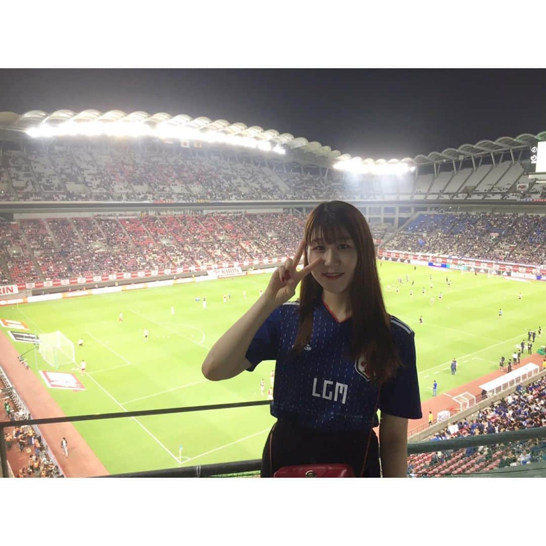 かれん（古賀かれん）さんのインスタグラム写真 - (かれん（古賀かれん）Instagram)「家族で日本代表戦、観戦してきました﻿ 日本勝った〜〜楽しい試合でした」9月5日 23時51分 - lgm_karen_official