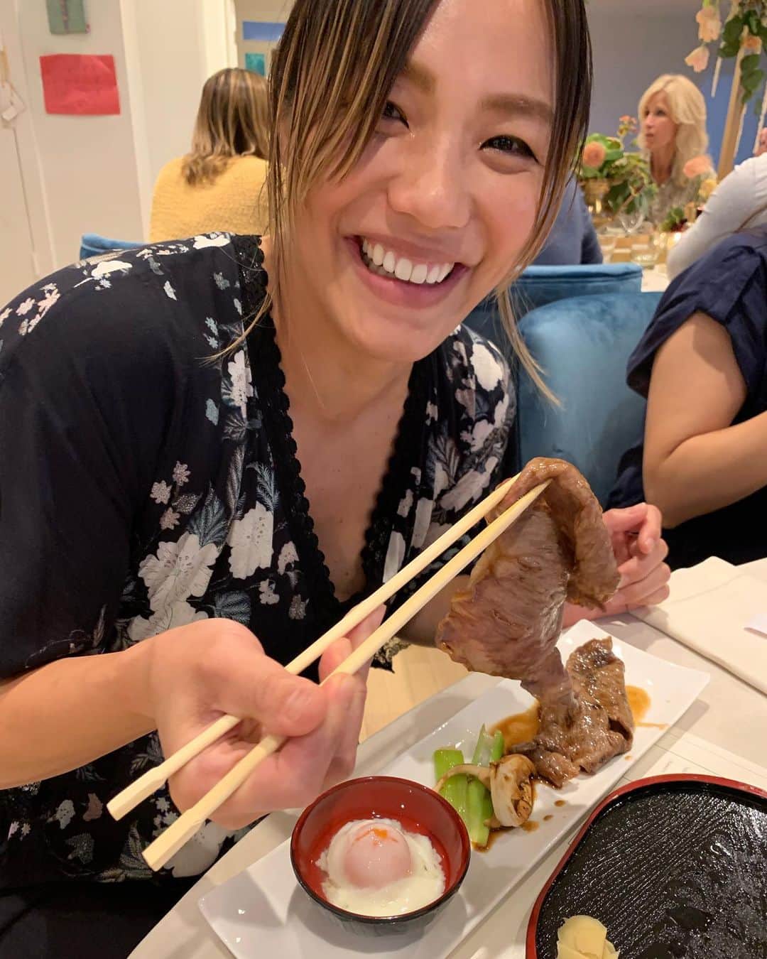のインスタグラム：「昨日はみんな帰ってからすぐ寝てしまった。 とにかく楽しく、美味しかったです^_^ あらためてMIYABIさんありがとうございました！」