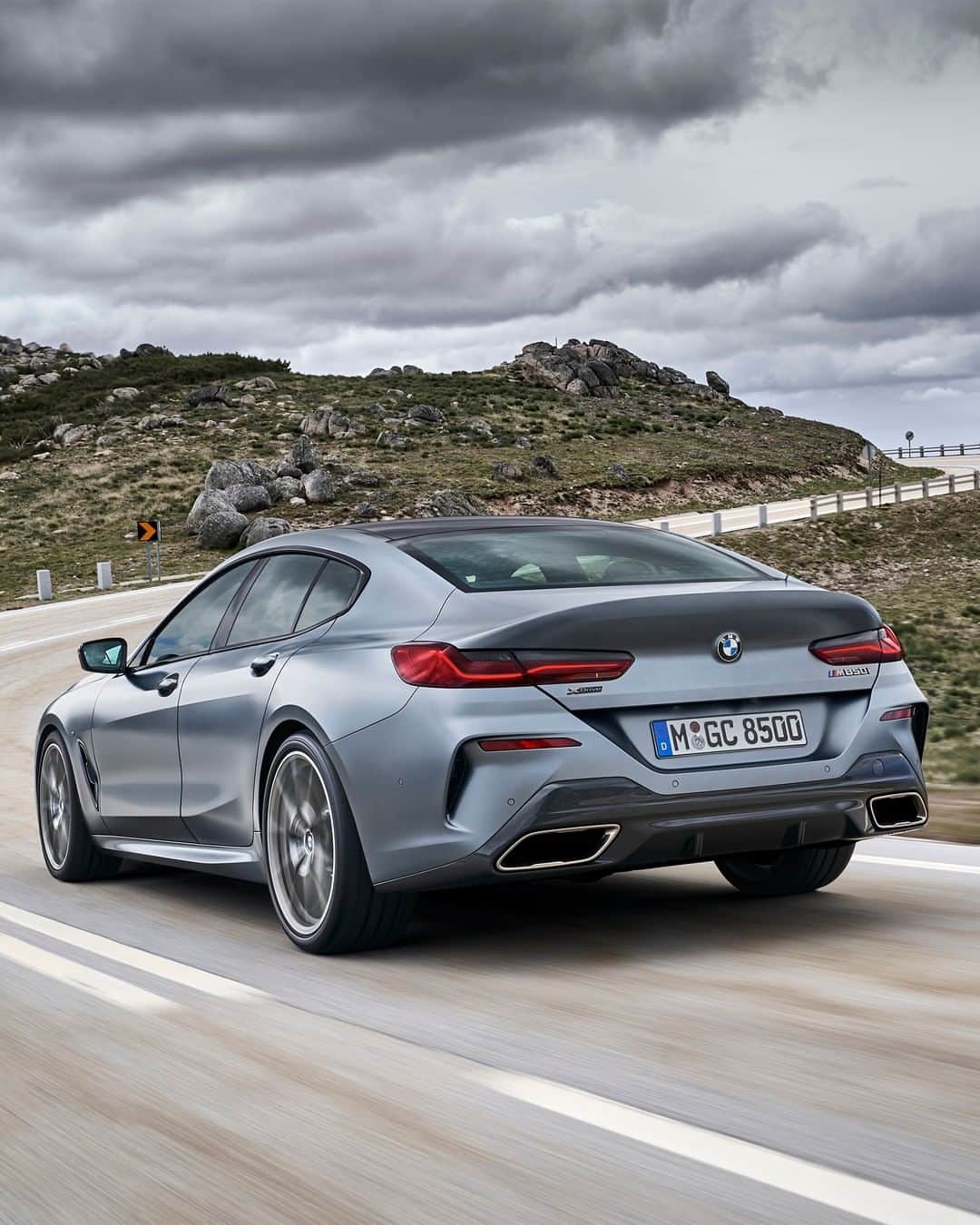 のインスタグラム：「You could live a life of luxury. Now you can drive it too. The first-ever BMW 8 Series Gran Coupé. #THE8 #BMW #8Series __ BMW M850i xDrive Gran Coupé: Fuel consumption in l/100 km (combined): 10.0 – 9.9. CO2 emissions in g/km (combined): 229 – 226.  Acceleration (0-100 km/h): 3.9 s. Power: 390 kW, 530 hp, 750 Nm. Top speed (limited): 250 km/h. Paint finish shown: BMW Individual Frozen Bluestone metallic.  The values of fuel consumptions, CO2 emissions and energy consumptions shown were determined according to the European Regulation (EC) 715/2007 in the version applicable at the time of type approval. The figures refer to a vehicle with basic configuration in Germany and the range shown considers optional equipment and the different size of wheels and tires available on the selected model. The values of the vehicles are already based on the new WLTP regulation and are translated back into NEDC-equivalent values in order to ensure the comparison between the vehicles. [With respect to these vehicles, for vehicle related taxes or other duties based (at least inter alia) on CO2-emissions the CO2 values may differ to the values stated here.] The CO2 efficiency specifications are determined according to Directive 1999/94/EC and the European Regulation in its current version applicable. The values shown are based on the fuel consumption, CO2 values and energy consumptions according to the NEDC cycle for the classification. Further information on official fuel consumption figures and specific CO2 emission values of new passenger cars is included in the following guideline: 'Leitfaden über den Kraftstoffverbrauch, die CO2-Emissionen und den Stromverbrauch neuer Personenkraftwagen' (Guide to the fuel economy, CO2 emissions and electric power consumption of new passenger cars), which can be obtained free of charge from all dealerships, from Deutsche Automobil Treuhand GmbH (DAT), Hellmuth-Hirth-Str. 1, 73760 Ostfildern-Scharnhausen and at https://www.dat.de/co2/.」