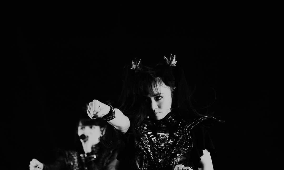 BABYMETALさんのインスタグラム写真 - (BABYMETALInstagram)「Thank you, Orlando, for a great first night of the METAL GALAXY WORLD TOUR.  Next stop: Atlanta. See you Friday!  http://babymetal.wun.io  #BABYMETAL #METALGALAXY #Orlando #Florida」9月6日 0時13分 - babymetal_official