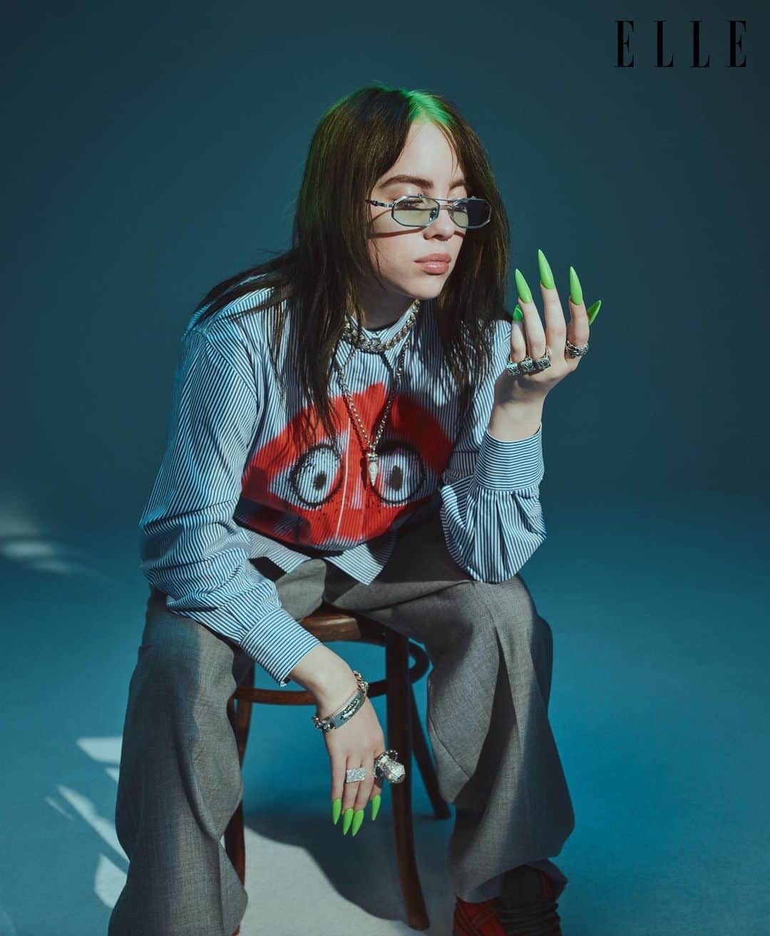 ELLE Magazineさんのインスタグラム写真 - (ELLE MagazineInstagram)「@billieeilish on her style: “The point is not: Hey, let’s go slut-shame all these girls for not dressing like Billie Eilish. It makes me mad. I have to wear a big shirt for you not to feel uncomfortable about my boobs!” Link in bio for the full #ELLEWIM cover story. ⁣ ⁣ ELLE October 2019:⁣ Editor-in-chief: @ninagarcia⁣ Cover star: @billieeilish⁣ Written by: @evebarlow⁣ Photographer: @yvanfabing⁣ Stylist: @annatrevelyan⁣ Wearing: @louisvuitton, @chromehearts, @iblamejordan, @gucci, @cartier⁣ Hair: @tammyyi⁣ Makeup: @robrumseymua⁣ Manicure: @jolene.b.nails⁣ Set Design: Bryan Porter at Owl & the Elephant @daysofourslides」9月6日 0時48分 - elleusa
