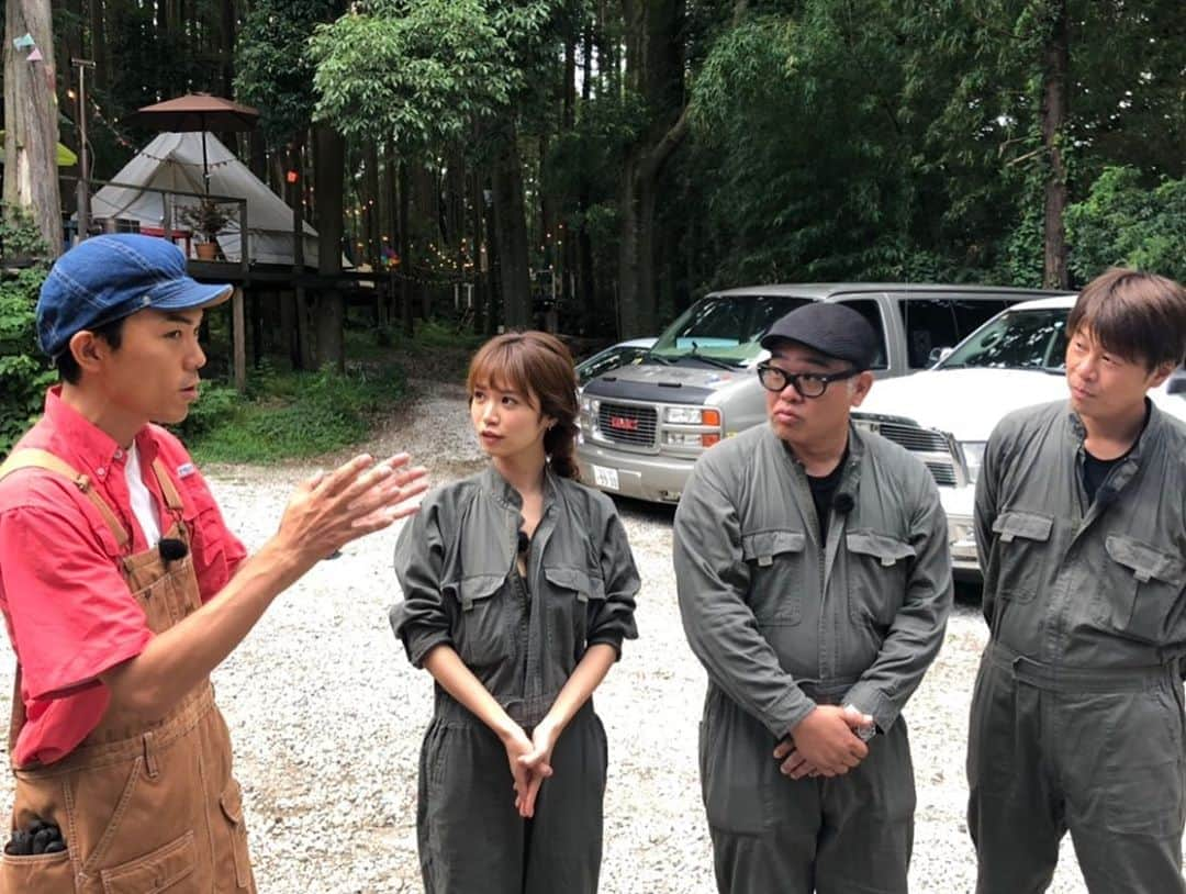 ロッシーさんのインスタグラム写真 - (ロッシーInstagram)「ただいまー！今日は！ フジテレビONE 『兵動・野爆のキャンピング王国 』ロケ！ 今回は、グッとリアルキャンピングカーに、せまり、グッとバーベキューに、力入ってます！是非見てねー！ キャンピングカーも肉も 最高なロケでした！  #フジテレビONE #兵動野爆のキャンピング王国  #兵動大樹 さん #野性爆弾 #たけだバーベキュー #菜乃花 さん #伊藤ジョントラボルタ #キャンピングカー #バーベキュー #BBQ #野性爆弾 #ロッシー #より。 #ロシ写真」9月6日 0時43分 - yaseibakudan_rossy