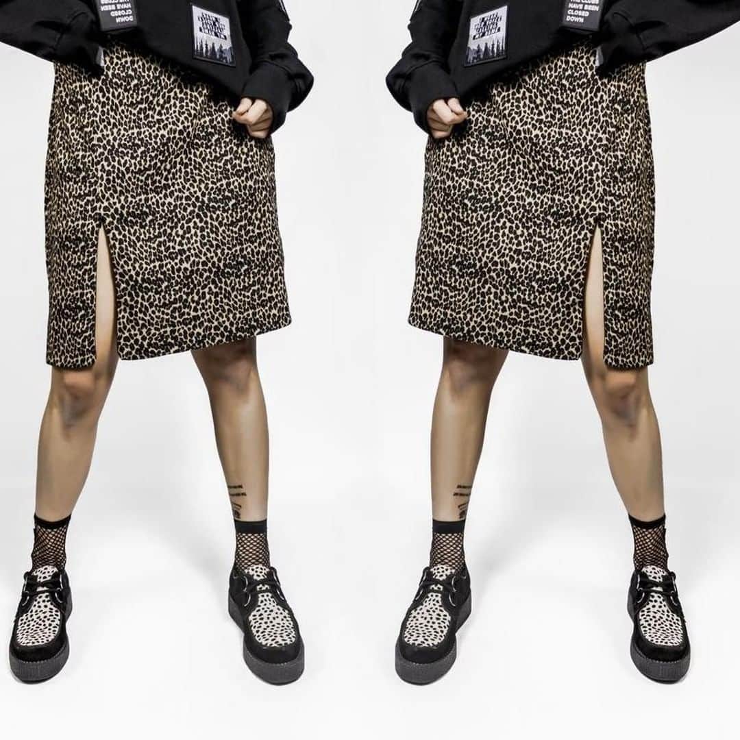 のインスタグラム：「The Original Wulfrun Creeper -this classic version in Black Suede with a Leopard print pony apron . Available from our London store, online and global stockists. Available as part of the SO PUNK event at Le Bon Marche Paris @lebonmarcherivegauche⁠ ⁠ ⁠ ⁠ #UndergroundEngland #UndergroundShoes #UndergroundCreeper #WulfrunCreeper #Creepers #Underground #Wulfrun #OriginalCreeper #algender」