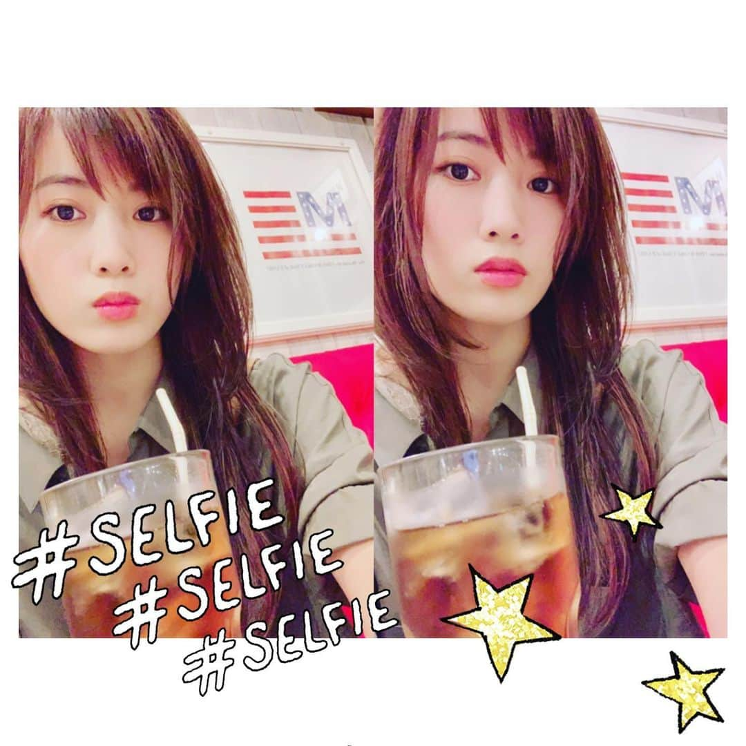 岡部麟さんのインスタグラム写真 - (岡部麟Instagram)「その前の日もコーラ飲んでた。。。笑  飲み物だけ飲みにお店入ることってなかなかしなかったけど ゆっくり飲みながらお店で過ごすのもすごくリラックスできるんだ〜」9月6日 1時30分 - beristagram_1107