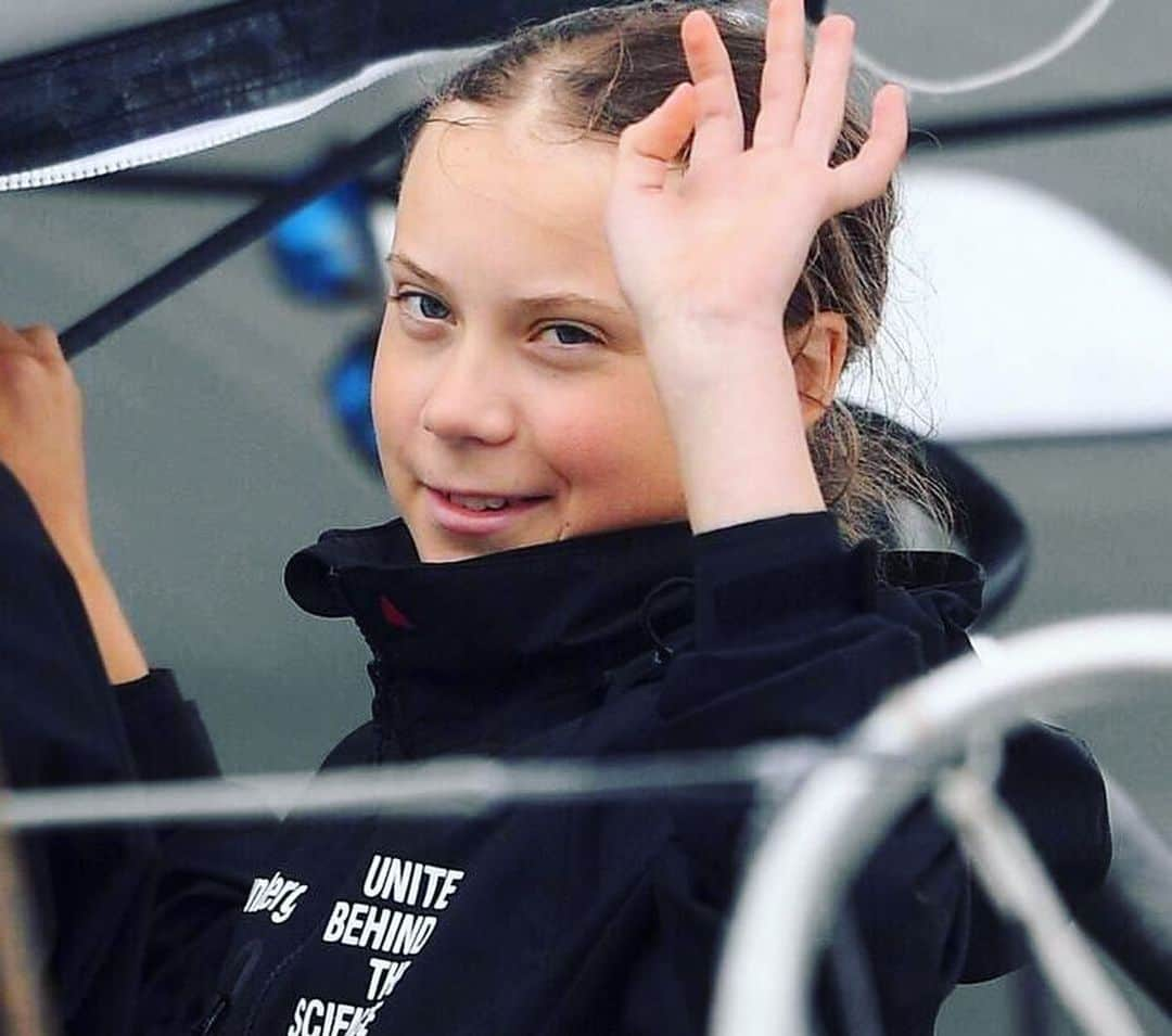 ミロスラヴァ・デュマさんのインスタグラム写真 - (ミロスラヴァ・デュマInstagram)「I stand with you, Greta @GretaThunberg and @TheGlobalGoals.  Together we must address the urgency to tackle #ClimateChange. Will you stand with us? #SDGFlotilla #GlobalGoals.  15 days, 4.800 km took @GretaThunberg to cross the Atlantic on a zero emissions Malizia yacht to raise the awareness about Climate Action and the Sustainable Development Goals. Greta will give a speech at the UN Climate Action Summit in New York on September 23rd.」9月6日 2時04分 - miraduma