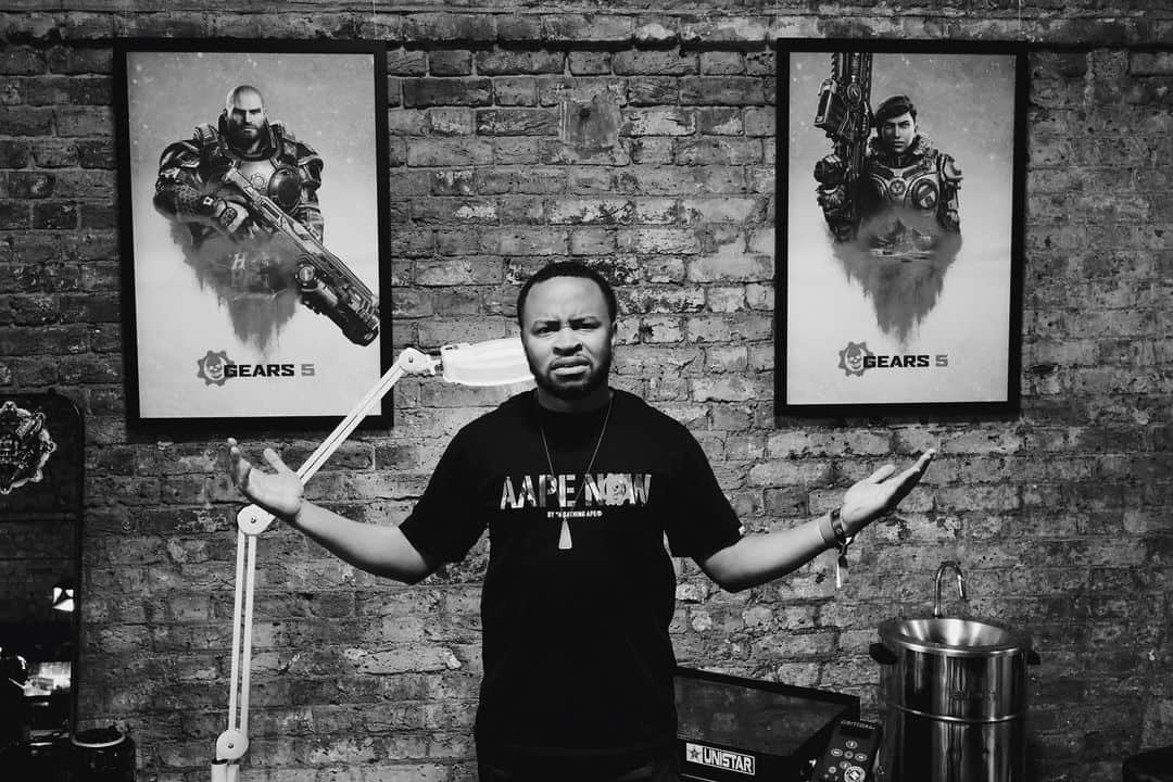 ユージン・バードのインスタグラム：「Wait...No Del?!! What the...😔😤 #Gears5 #GearsInk #GearsFam #LondonWasBallin #Aape」