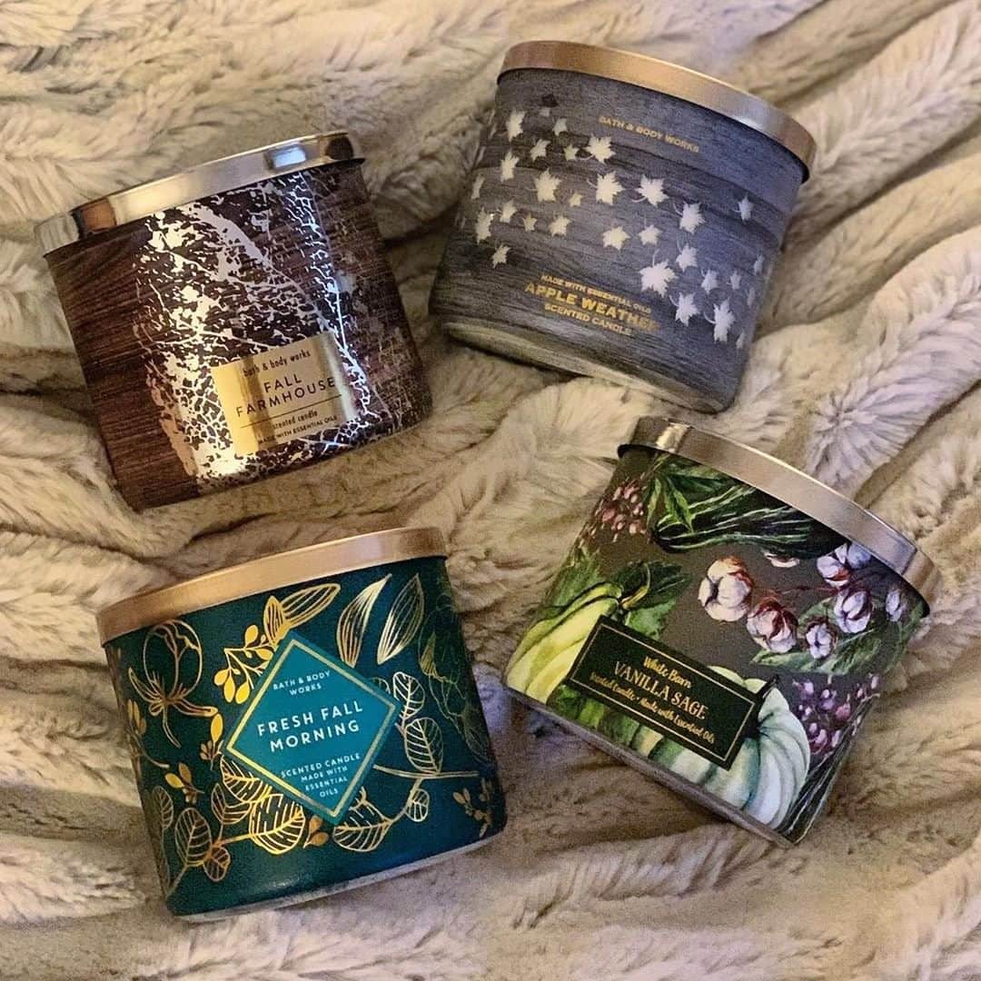 Bath & Body Worksさんのインスタグラム写真 - (Bath & Body WorksInstagram)「The World's Best Candles, now in 🍁NEW🍁 Fall fragrances! Which one are you most excited to try?!」9月6日 4時00分 - bathandbodyworks