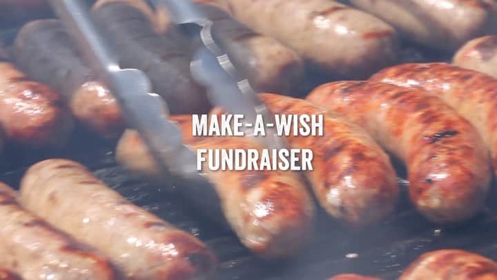 ジョンソンヴィルのインスタグラム：「Sausage lovers throughout the Midwest were in for the surprise of the life this summer when the #BigTasteGrill crashed cookouts throughout the region. #CrashingCookouts #summergrilling」