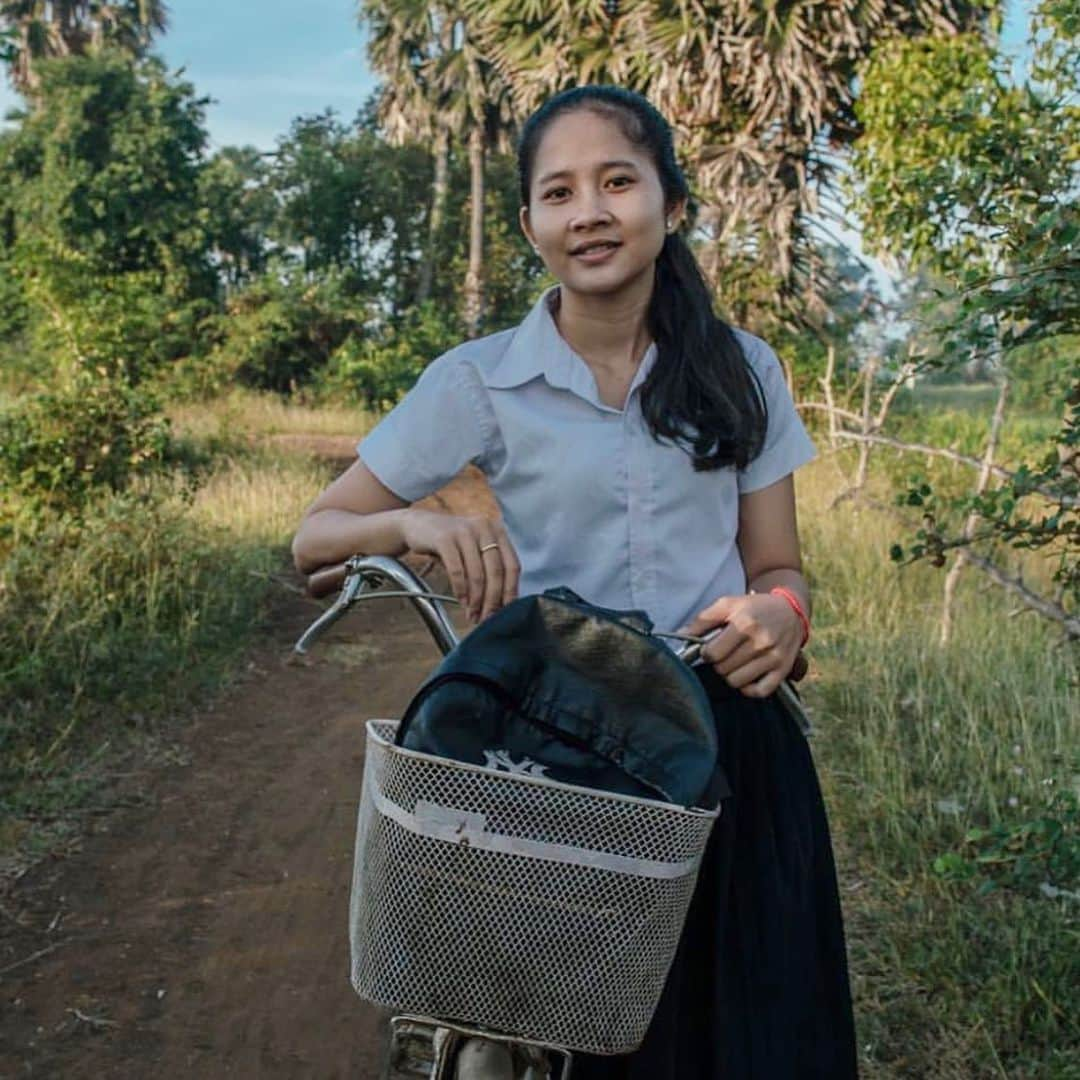 ナタリー・ポートマンさんのインスタグラム写真 - (ナタリー・ポートマンInstagram)「Every girl deserves an education. But more than 98 million girls are not in school. Join me in supporting the @GirlsOpportunityAlliance #backtoschool」9月6日 5時15分 - natalieportman