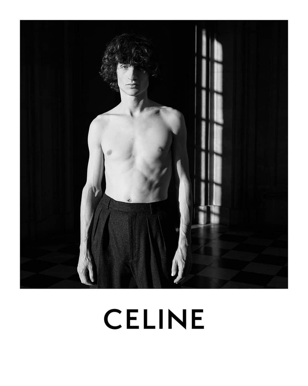 Celineさんのインスタグラム写真 - (CelineInstagram)「CELINE MEN WINTER 19 CHRISTOPHER FROM ORACLE SISTERS  PHOTOGRAPHED IN APRIL 2019  AVAILABLE NOW IN STORE AND CELINE.COM ⠀⠀⠀⠀⠀⠀ #CELINEBYHEDISLIMANE」9月6日 5時28分 - celine