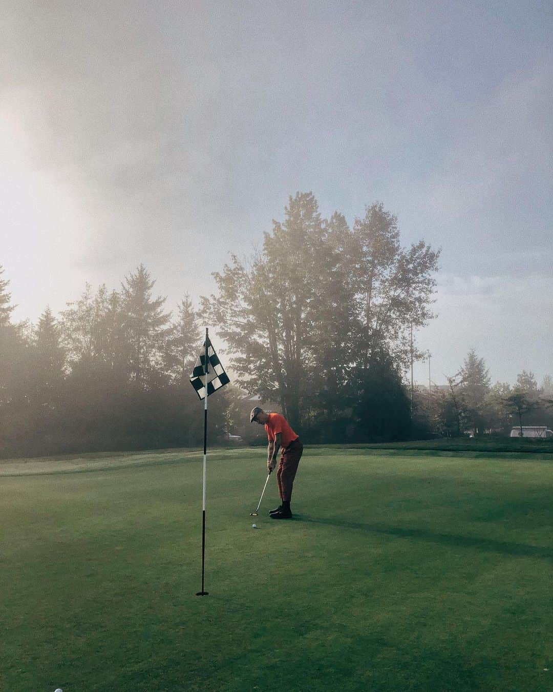 マックルモアーさんのインスタグラム写真 - (マックルモアーInstagram)「Love this game...⛳️ Photos: @jmdmcreative」9月6日 5時51分 - macklemore