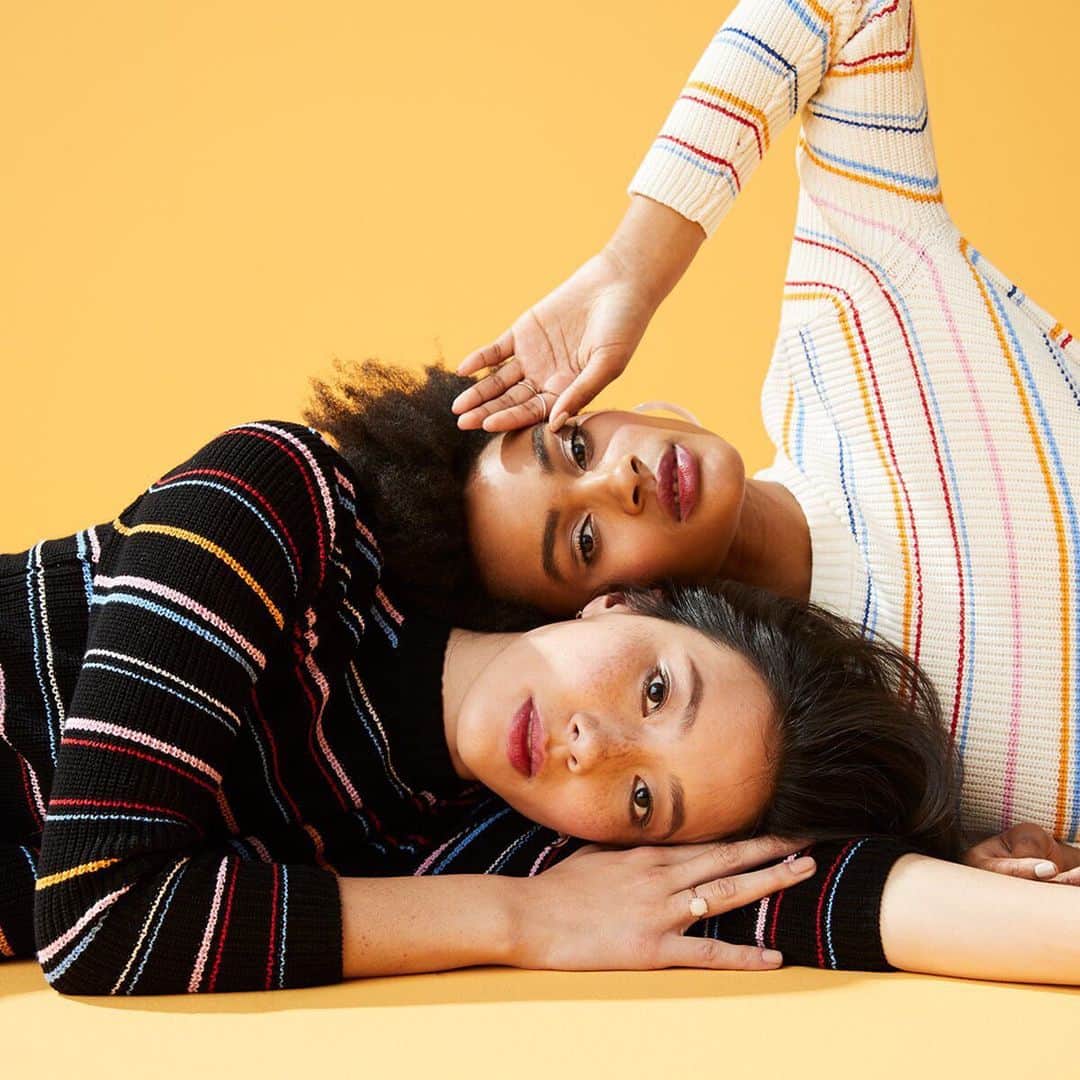 ロック&リパブリックのインスタグラム：「Stripes are having a moment (and we’re totally here for it). 🙌 Tap to shop #POPSUGARatKohls striped sweaters and more. #Kohls」