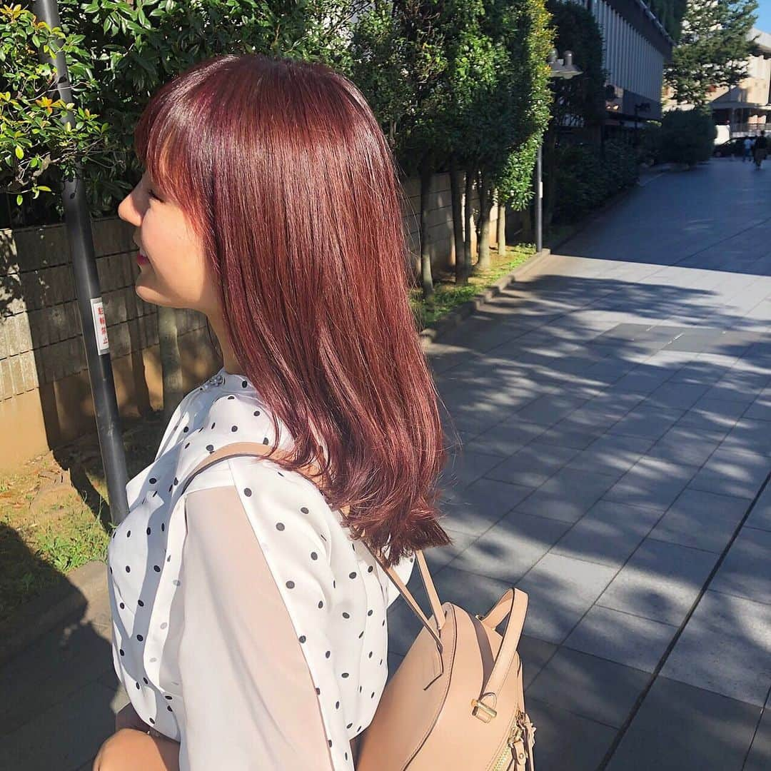 栗田麻理さんのインスタグラム写真 - (栗田麻理Instagram)「. #air青山 さんにて〜💇‍♀️💇‍♀️ ピンクカラー復活しました☺︎ . 吉岡さん @ryusuke_yoshioka  ありがとうございました☀︎☀︎ . #ピンクカラー #ヘアカラー #ピンクブラウン #表参道美容室 #ニューカラー #ピンクヘアー」9月6日 16時46分 - mk_1202_x