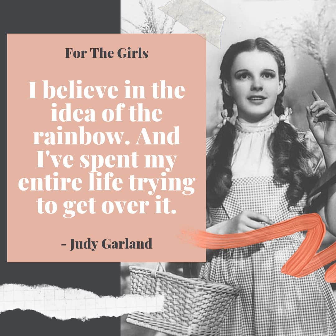 クリスティン・チェノウェスさんのインスタグラム写真 - (クリスティン・チェノウェスInstagram)「#JudyGarland is one of the many women who has influenced my life and inspired #ForTheGirls. I’ve always been trying to get over the rainbow too 🌈 Pre-order my new album now at the link in my bio!」9月6日 8時08分 - kchenoweth