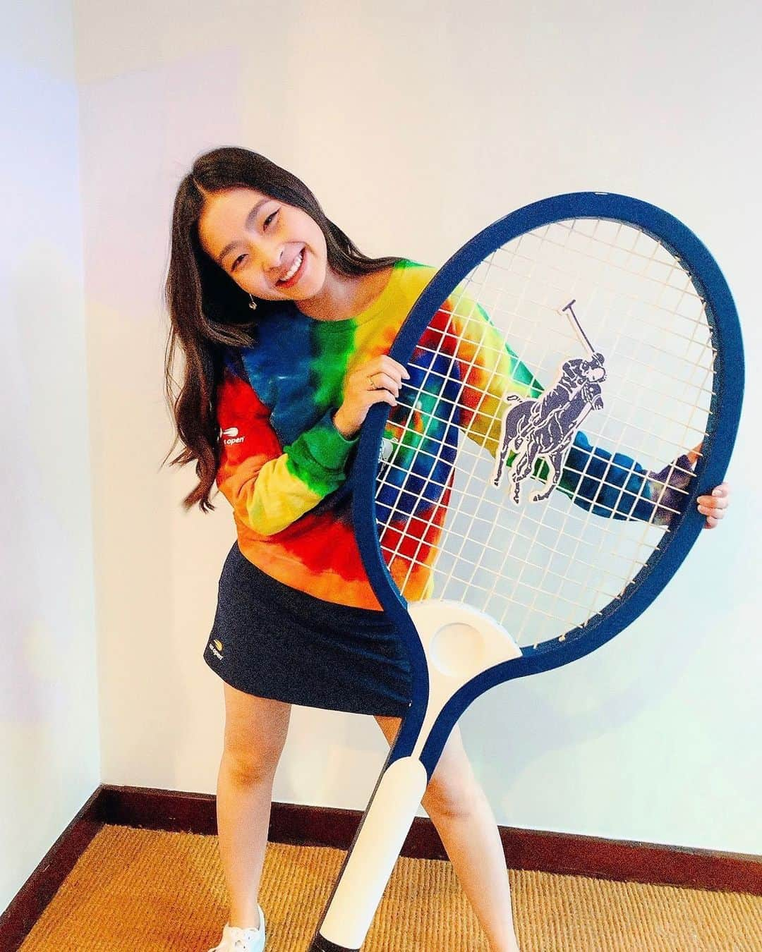 マイア・シブタニさんのインスタグラム写真 - (マイア・シブタニInstagram)「Giant tennis racket + tie dye @poloralphlauren x @usopen gear = FUN PIC!」9月6日 8時44分 - maiashibutani