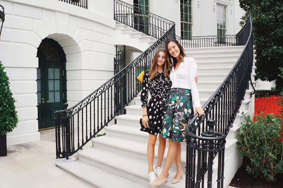 ミシェル・ウィーさんのインスタグラム写真 - (ミシェル・ウィーInstagram)「What a day...such an honor to see my father in law receive the Presidential Medal of Freedom today. Congrats Jerry and @buawest and thank you for including us in the festivities today ♥️♥️♥️」9月6日 9時28分 - michellewiewest