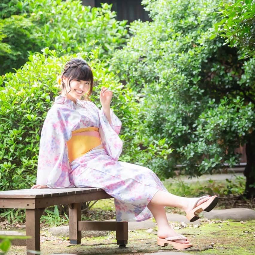 河村友歌のインスタグラム：「今日また暑いね、夏復活？ #浴衣 #浴衣撮影 #夏」