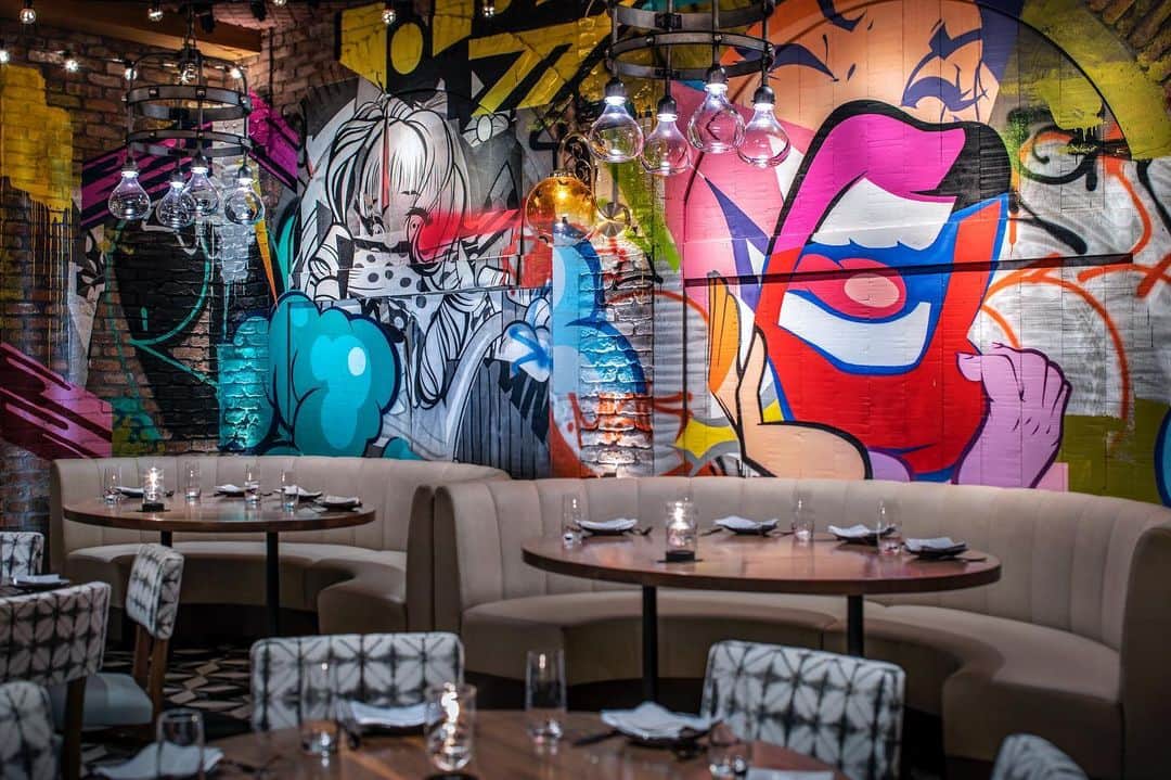 Palms Casino Resortのインスタグラム：「Dine colorfully at @greenestkitchen」