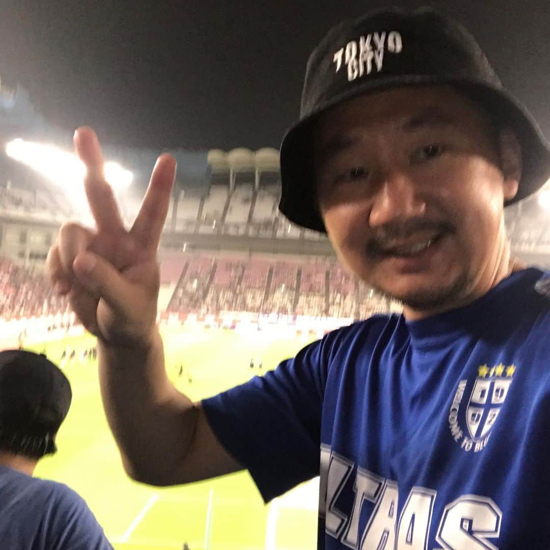 植田朝日のインスタグラム：「🇯🇵🇯🇵🇯🇵﻿ ﻿ 昨日は鹿島で代表戦。﻿ ﻿ てか、森保さんはシレーっと世代交代を完成させ、しかも、ワクワクするチームを作ったな〜ってつくづく思うよ‼️﻿ ﻿ もうワールドカップ予選は始まりますが、まだ胃がキリキリ様な相手じゃないんで、早く最終予選が来て欲しいよ！w﻿ ﻿ バモ ニッポン﻿ ﻿ #daihyo #日本代表」