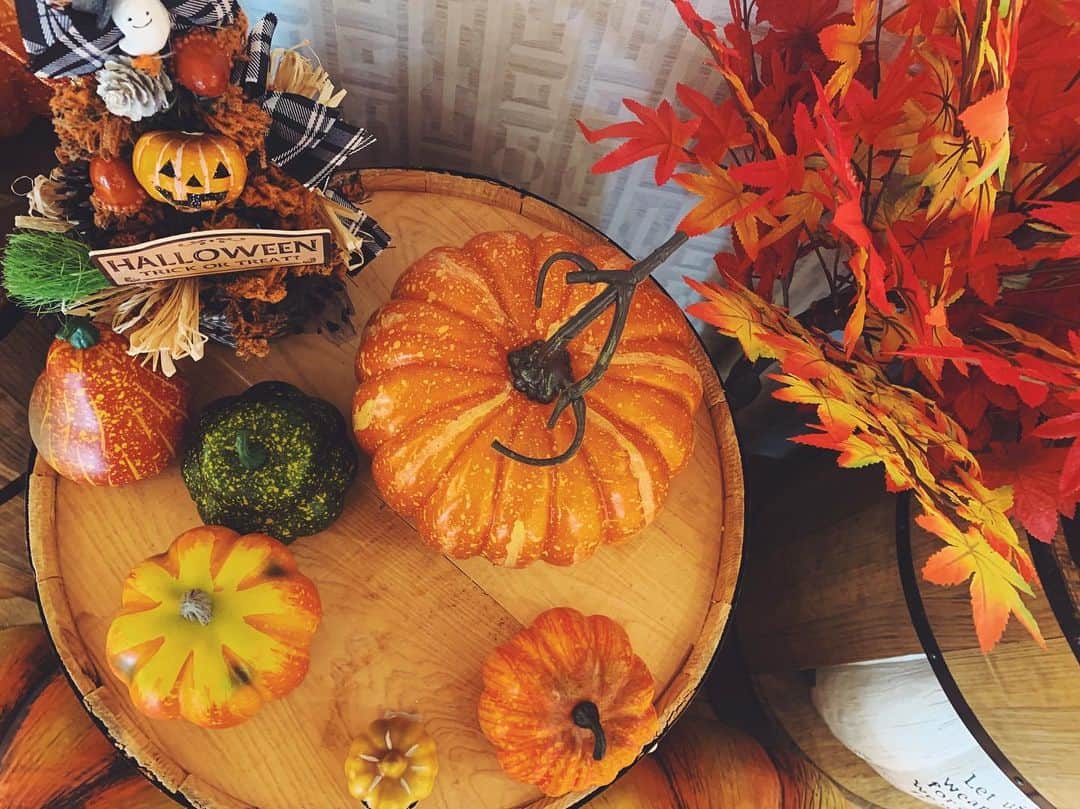 のインスタグラム：「．﻿ ハワイアンズにも秋の訪れが…🎃🍁﻿ ﻿ #スパリゾートハワイアンズ #ハワイアンズ #秋 #ハロウィン #紅葉 #プール #sparesorthawaiians #hawaiians #photooftheday #iwaki #instagood #travel #hawaii #Instagram」