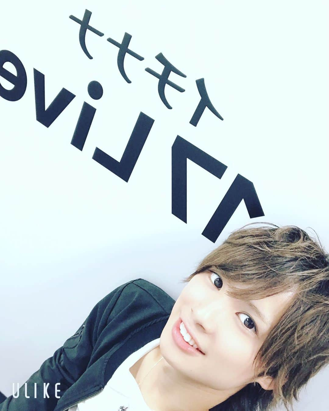 Yutaさんのインスタグラム写真 - (YutaInstagram)「イチナナアプリ始めます！昨日たくさんあるので、一緒に楽しみたいです✨フォローよろしくお願いします！ https://17.media/share/profile/e8cdf538-a9d0-4c02-b2d3-572216e1f6c0?lang=ja」9月6日 12時35分 - yuta_ueno_smile