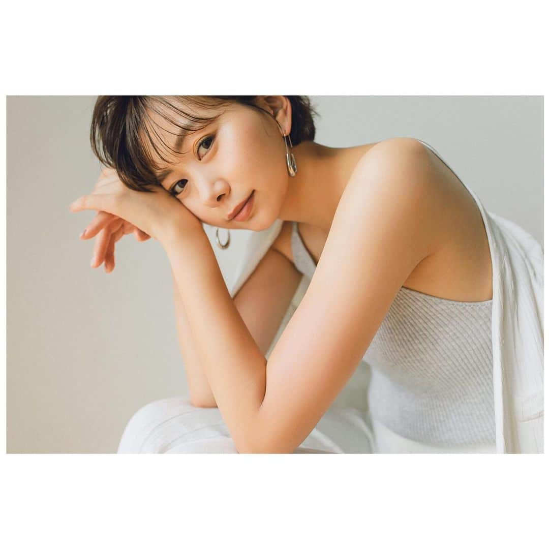 小口桃子さんのインスタグラム写真 - (小口桃子Instagram)「photo/styling @petitbebepencil ﻿ hair make-up @hm.hrk ﻿ ﻿ ﻿ #portrait#photography#photographer#model#hairandmakeup#testshoot#photo#beauty#instagood#일본모델#패션모델#여자모델#일본모델에이전시#바크인스타일#바크인스타일서울#모델촬영#모델#모델섭외」9月6日 12時48分 - momoko_oguchi