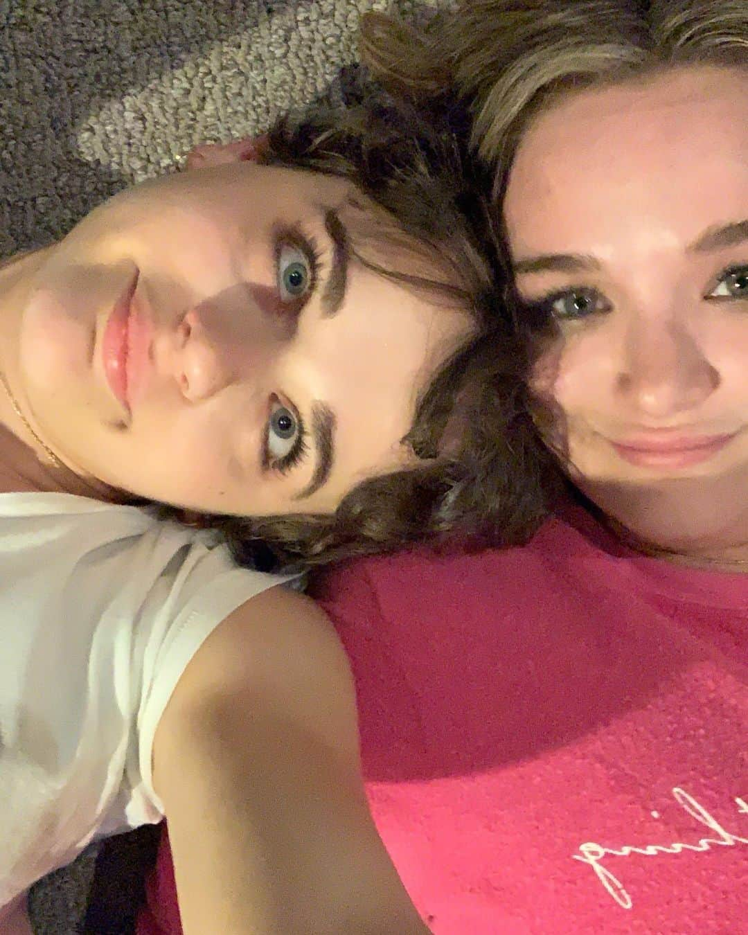 ジョーイ・キングさんのインスタグラム写真 - (ジョーイ・キングInstagram)「We’re like a game of Tetris.... WE JUST FIT @HUNTERKING」9月6日 14時20分 - joeyking