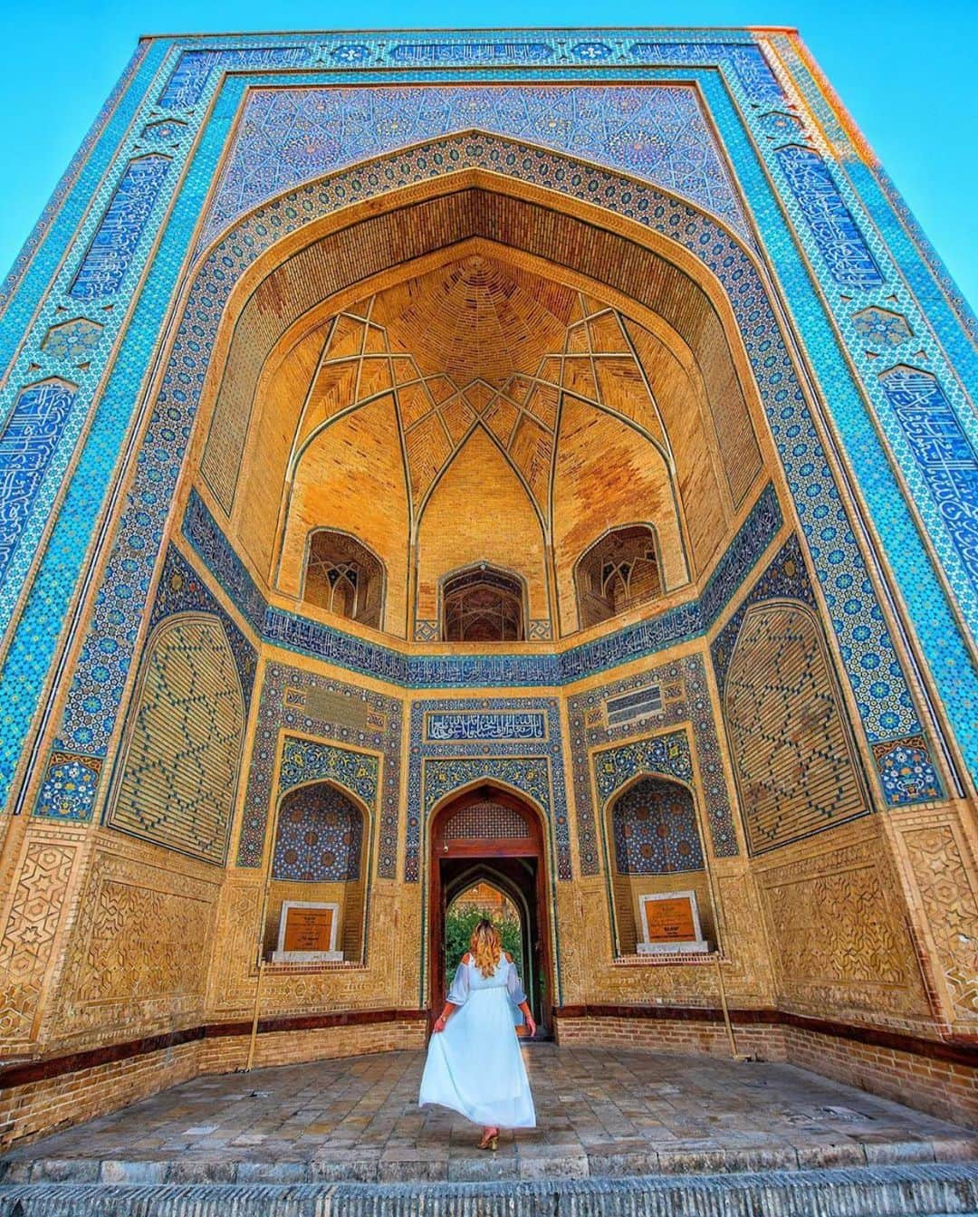 Wonderful Placesさんのインスタグラム写真 - (Wonderful PlacesInstagram)「Amazing architecture in Uzbekistan! Which one is your favorite?? ✨@worldinfluencerscongress✨ . Pics by @cbezerraphotos  #visituzbekistan #wicuzbekistan」9月6日 15時06分 - wonderful_places