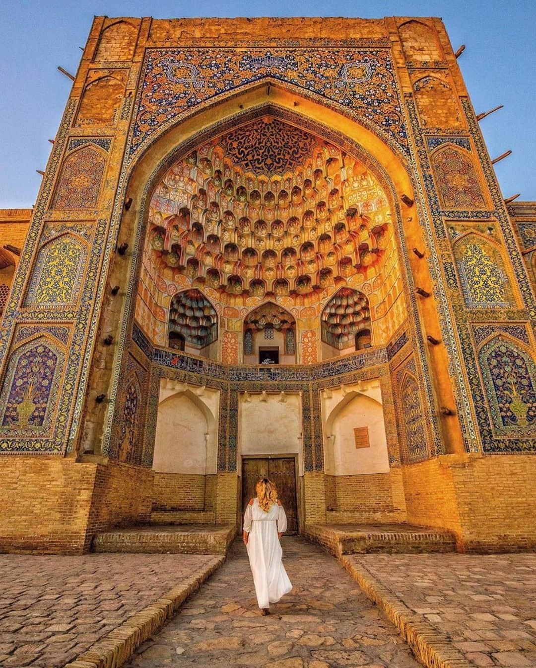 Wonderful Placesさんのインスタグラム写真 - (Wonderful PlacesInstagram)「Amazing architecture in Uzbekistan! Which one is your favorite?? ✨@worldinfluencerscongress✨ . Pics by @cbezerraphotos  #visituzbekistan #wicuzbekistan」9月6日 15時06分 - wonderful_places