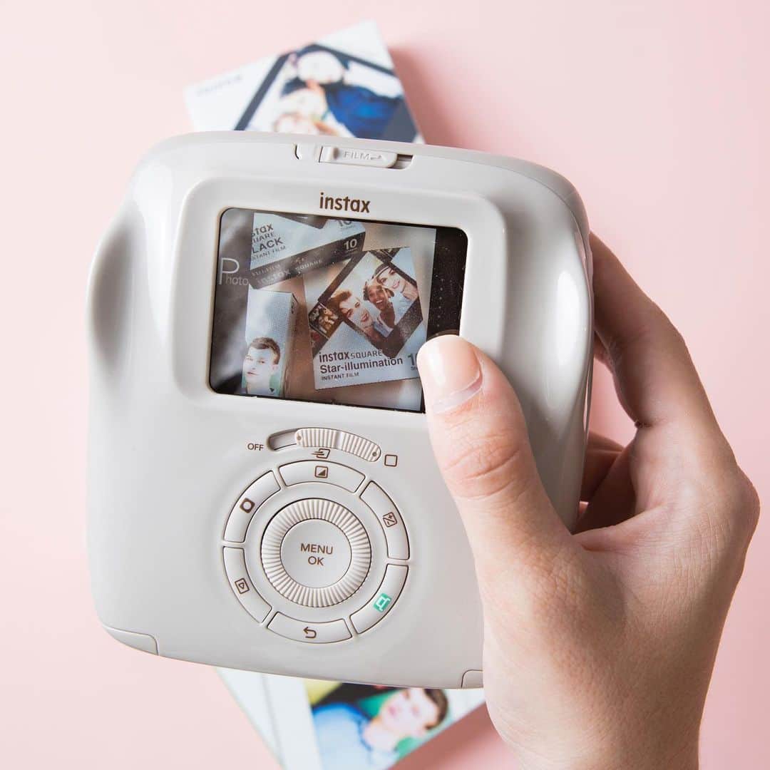 Fujifilm Instax North Americaさんのインスタグラム写真 - (Fujifilm Instax North AmericaInstagram)「Beauty is in the eye of the photo lens」9月7日 1時11分 - fujifilm_instax_northamerica
