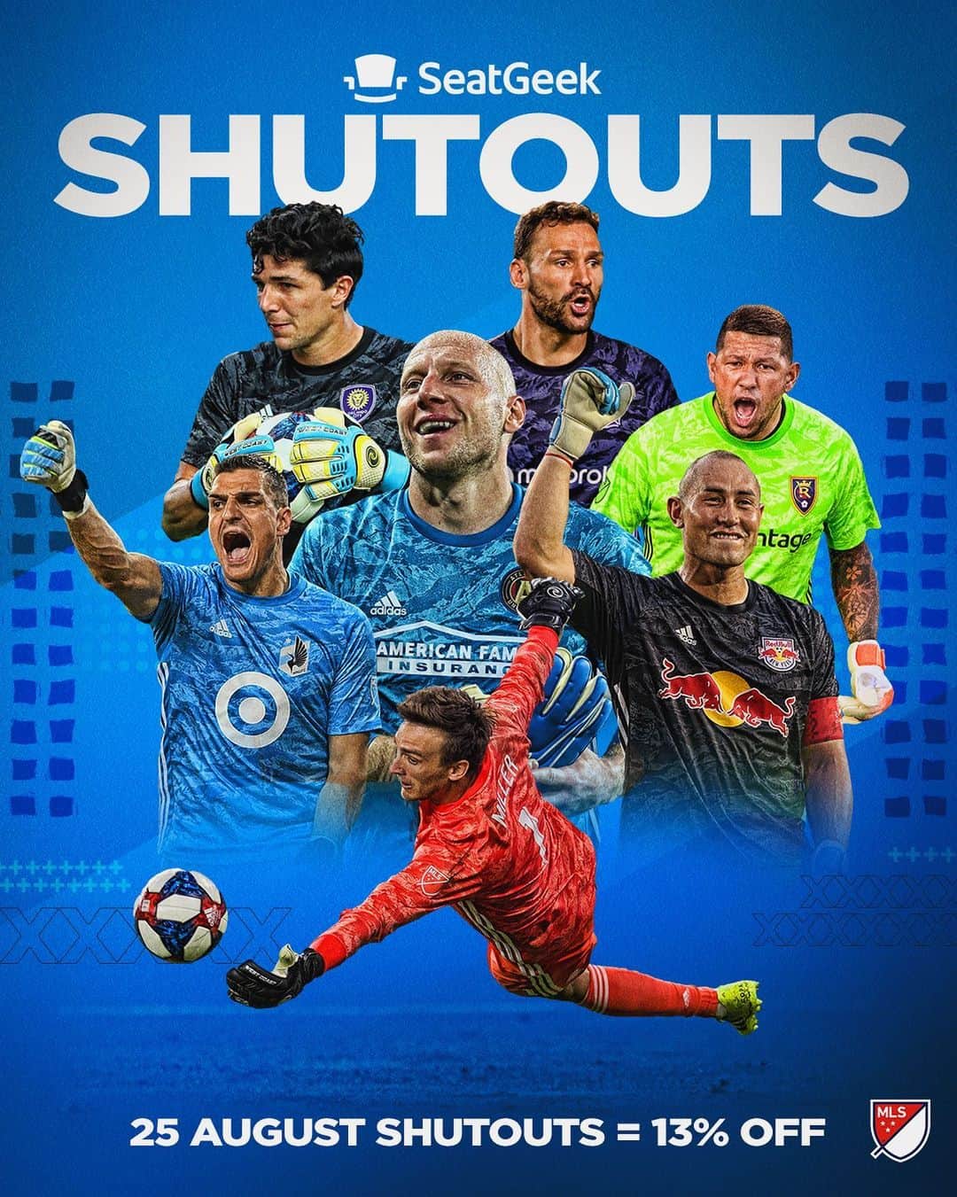 Major League Soccerさんのインスタグラム写真 - (Major League SoccerInstagram)「High 🖐 a goalie today. 🙌 ⚽️ 🥅  With 25 shutouts in August, you score 13% off MLS ticket purchases at @seatgeek. Use code: SGSHUTOUT」9月7日 1時56分 - mls