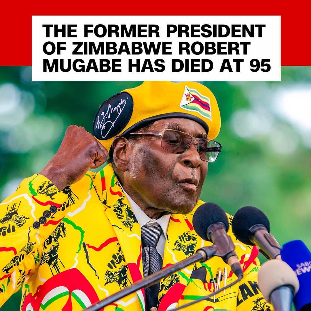 CNNさんのインスタグラム写真 - (CNNInstagram)「Robert Mugabe, who ruled Zimbabwe with an iron fist for more than three decades, has died at the age of 95. Mugabe -- who infamously claimed that "only God" could ever remove him from office -- was deposed in a coup in 2017, when members of his own party turned against him after he dismissed then vice-president Emmerson Mnangagwa to make way for his wife, Grace. Mnangagwa would go on to become Zimbabwe's next president. "It is with the utmost sadness that I announce the passing on of Zimbabwe's founding father and former President, Cde Robert Mugabe," tweeted Mnangagwa on Friday. Once touted internationally as the hope of his nation, Mugabe left office with a grim legacy, after waging a campaign of oppression and violence to maintain power, and driving into poverty a country once known as the breadbasket of southern Africa. "This is a man who had so much to offer to Zimbabweans, but he didn't, he focused on himself," said Trevor Ncube, one of the Zimbabwe's most powerful publishers. (📸: Jekesai Njikizana/AFP/Getty Images)」9月6日 17時09分 - cnn