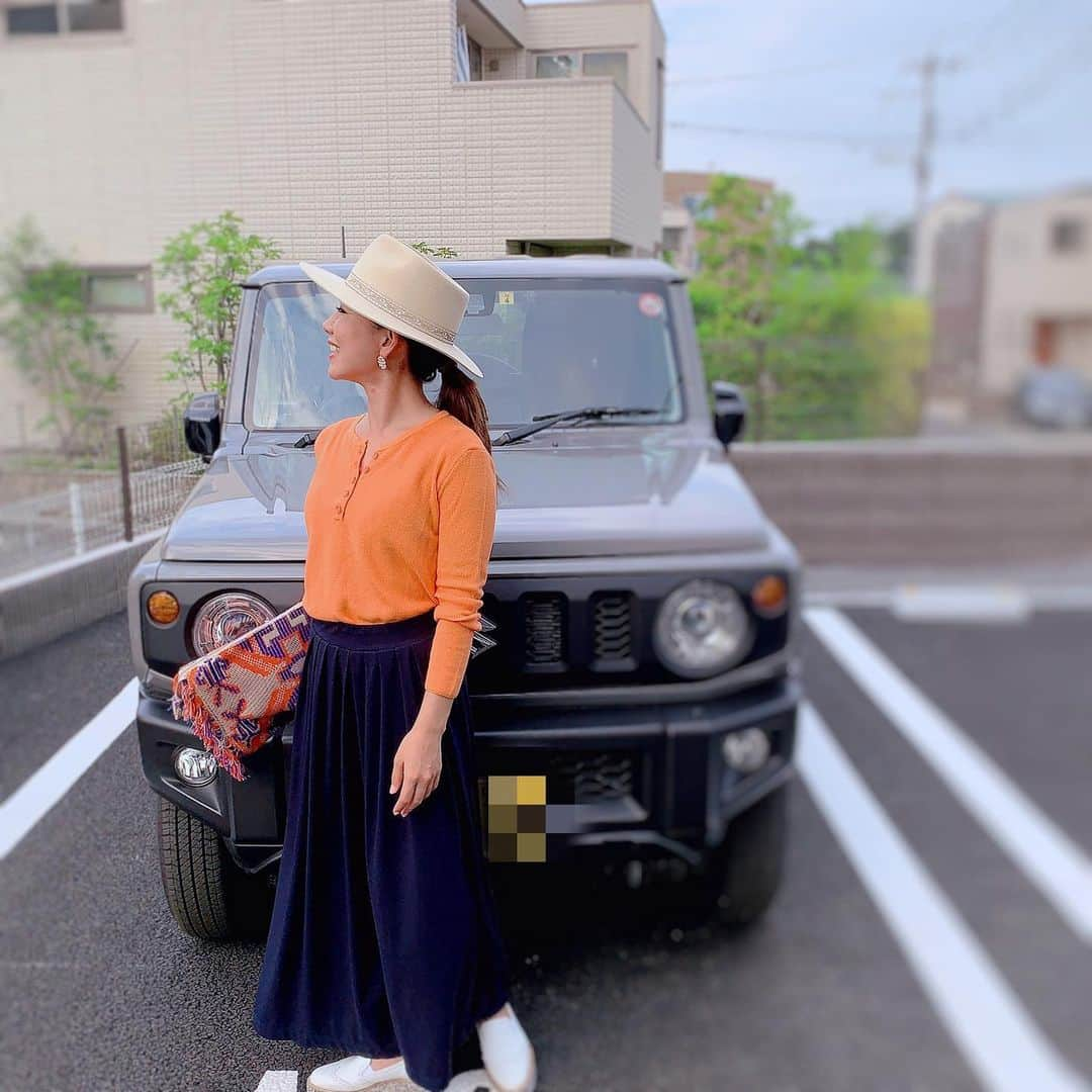 長嶺菜菜子さんのインスタグラム写真 - (長嶺菜菜子Instagram)「🍊オレンジ色🍊﻿ ﻿ ﻿ 秋カラーのトップス﻿ というより﻿ ハロウィンカラー❔🎃👻﻿ ﻿ ﻿ 1枚の長袖がちょーどよき季節(♡︎ˊ艸ˋ♡︎)🍃﻿ ﻿ ﻿ @_ruruofficial_ ★------------------------------------------------☆﻿ #沖縄人 #うちなんちゅ﻿ #秋カラー #秋コーデ﻿ #オレンジ」9月6日 17時21分 - na7co0422