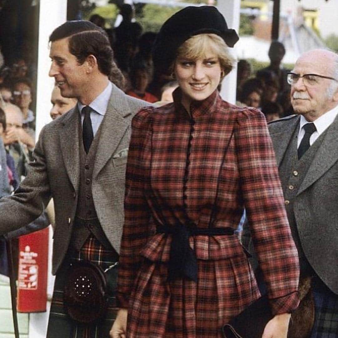 キャロライン チャールズのインスタグラム：「Timeless in Tartan.  September 4th 1982 Princess Diana attended the Breamar Highland games in Scotland wearing Caroline Charles.」