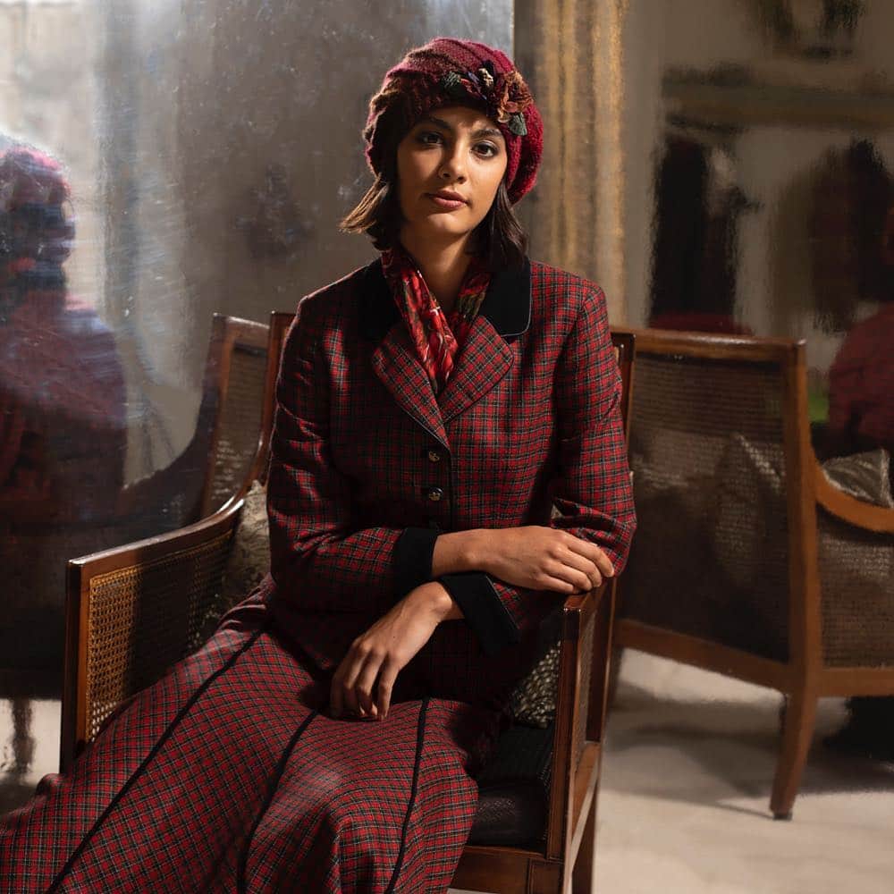 キャロライン チャールズのインスタグラム：「Timeless in Tartan.  Dress it up or dress it down. The Scottie Jacket and skirt is perfect for a classic & elegant Tartan look. Available online now. Link in bio. #shop #aw19 #luxury #fashion #britishfashion #britishdesigner」