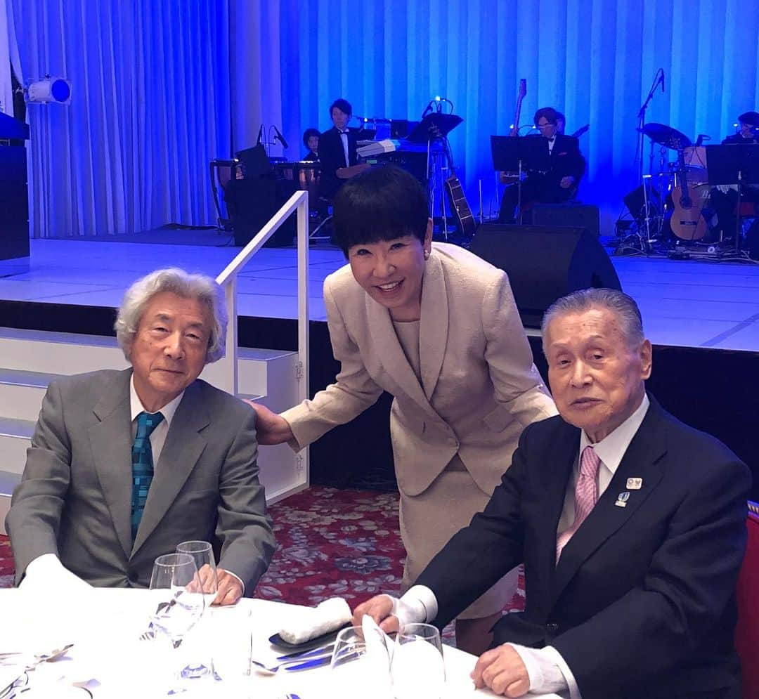 和田アキ子さんのインスタグラム写真 - (和田アキ子Instagram)「元首相のお二人と😊 #ako50th #小泉純一郎 #森喜朗」9月6日 18時26分 - ako50th